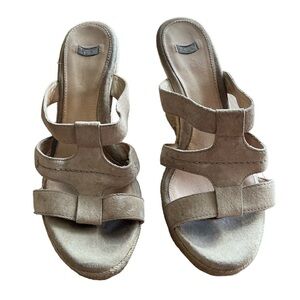 UGG Tawnie Espadrille wedge sandals size 10 tan color